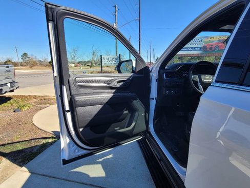 Used 2021 GMC Yukon XL Denali image 25