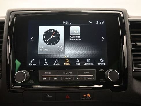 Used 2024 Nissan Frontier PRO-4X w/ Off-Road Protection Package AWD/4WD image 16