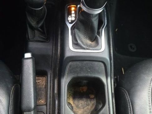 Used 2021 Jeep Gladiator Willys image 28