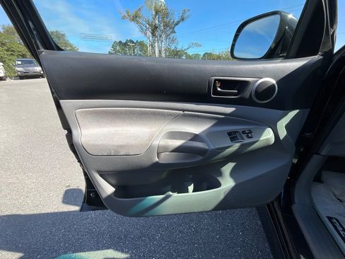 Used 2006 Toyota Tacoma X-Runner image 11