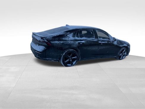 Used 2023 Honda Accord Sport image 4