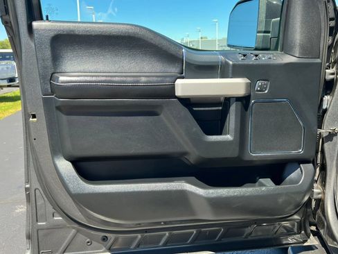 Certified 2018 Ford F150 Lariat w/ Equipment Group 502A Luxury AWD/4WD image 15