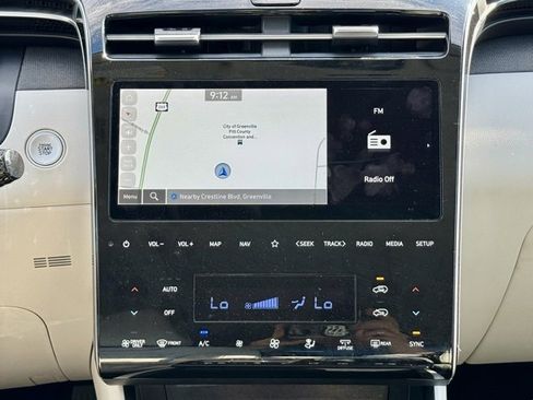 Used 2024 Hyundai Tucson Limited image 22