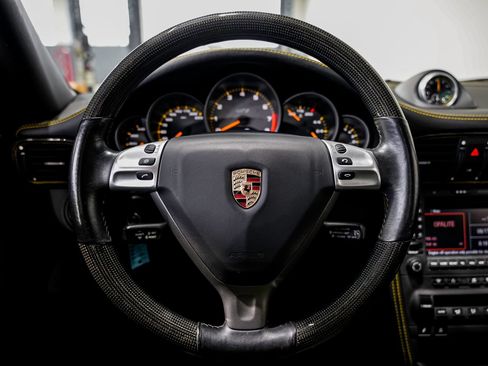 Used 2008 Porsche 911 GT2 RWD image 9