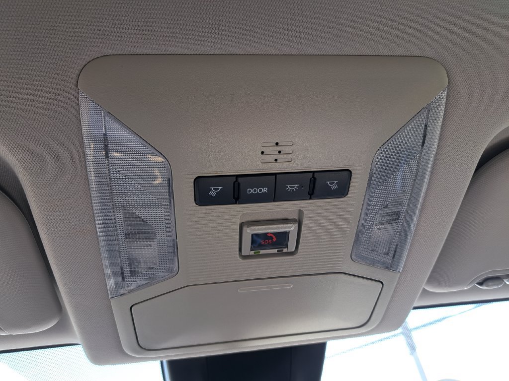 Used 2024 Toyota RAV4 LE AWD/4WD image 22