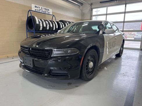 Used 2019 Dodge Charger Police w/ Street Appearance Group image 2