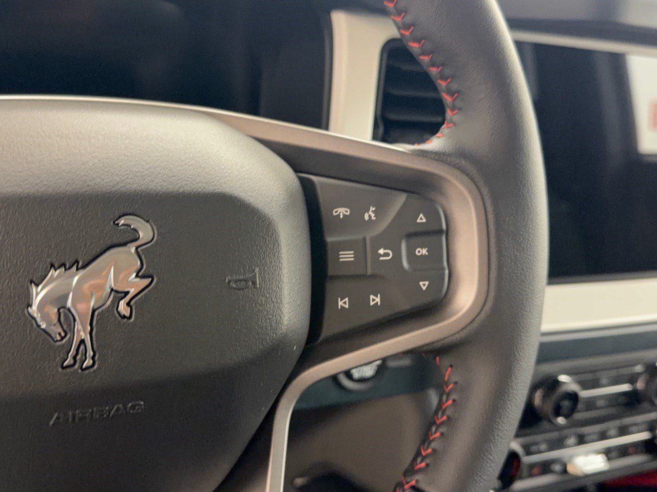 New 2026 Ford Bronco Heritage Edition AWD/4WD image 19