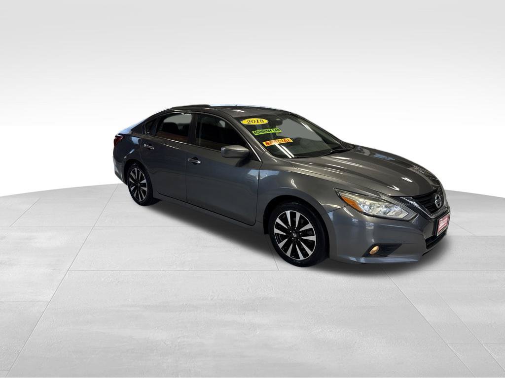 Used 2018 Nissan Altima 2.5 SV FWD image 11