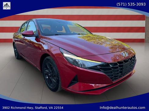 Used 2022 Hyundai Elantra Blue FWD image 3