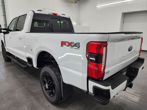 Used 2024 Ford F350 XLT w/ XLT Premium Package image 6