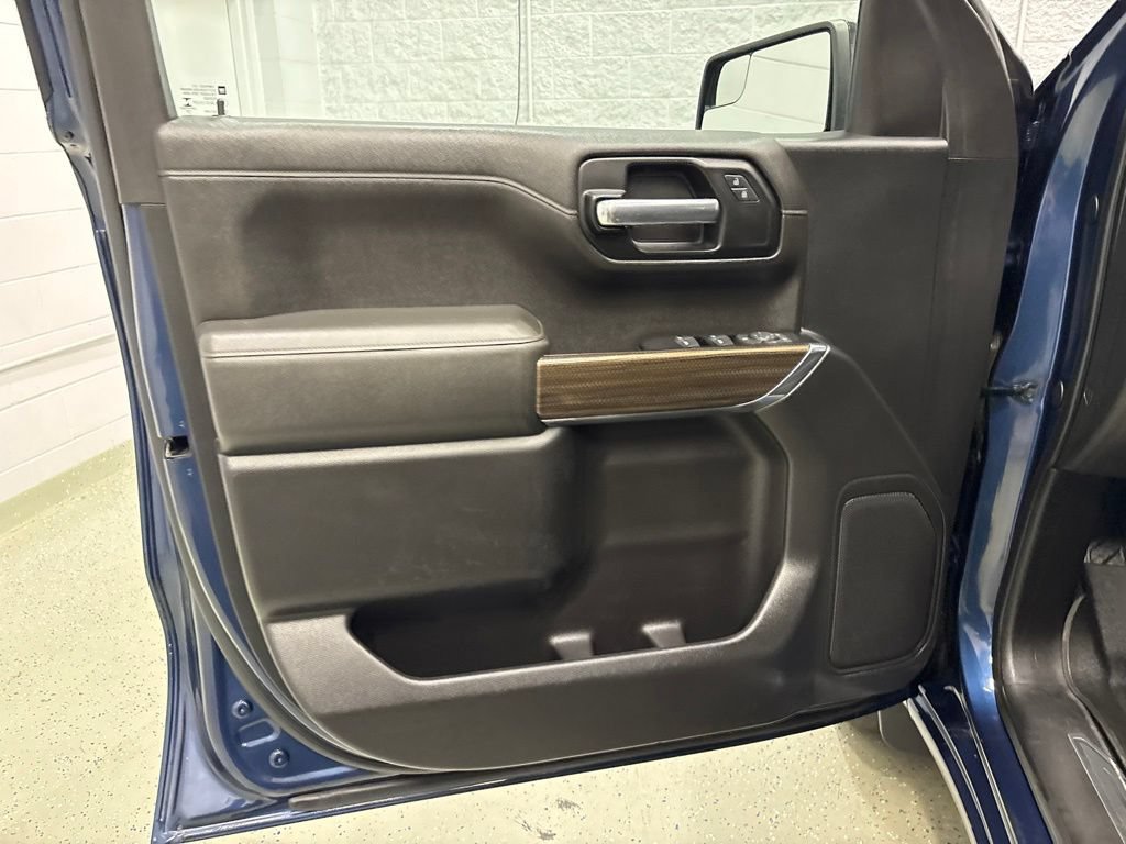Used 2019 Chevrolet Silverado 1500 RST w/ All-Star Edition AWD/4WD image 15