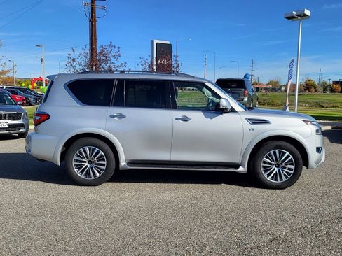 Used 2022 Nissan Armada SL image 46