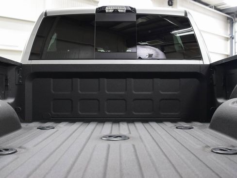 Used 2023 RAM 2500 Limited image 28