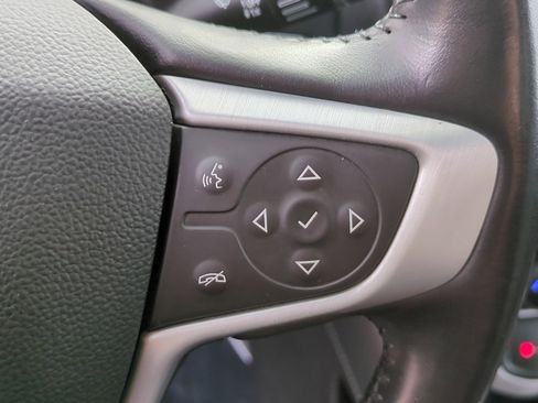 Used 2022 GMC Acadia SLT w/ Technology Package image 20