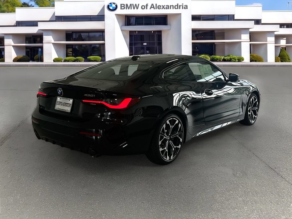 Used 2026 BMW 430i xDrive Coupe w/ M Sport Package AWD/4WD image 7