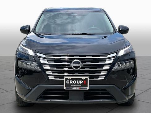 Used 2024 Nissan Rogue SV FWD image 3