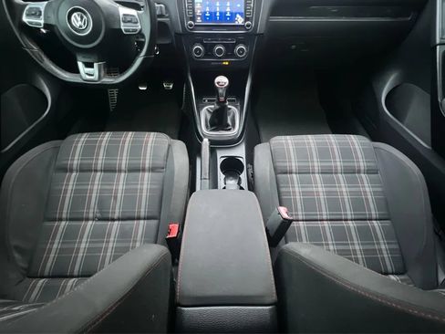 Used 2011 Volkswagen GTI 2-Door FWD image 19