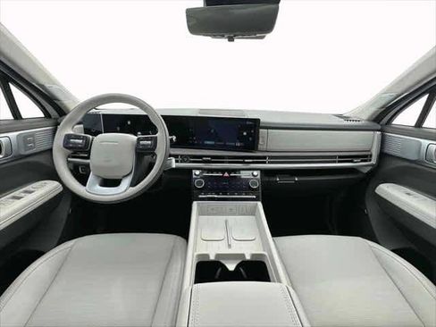 Used 2024 Hyundai Santa Fe Calligraphy image 13