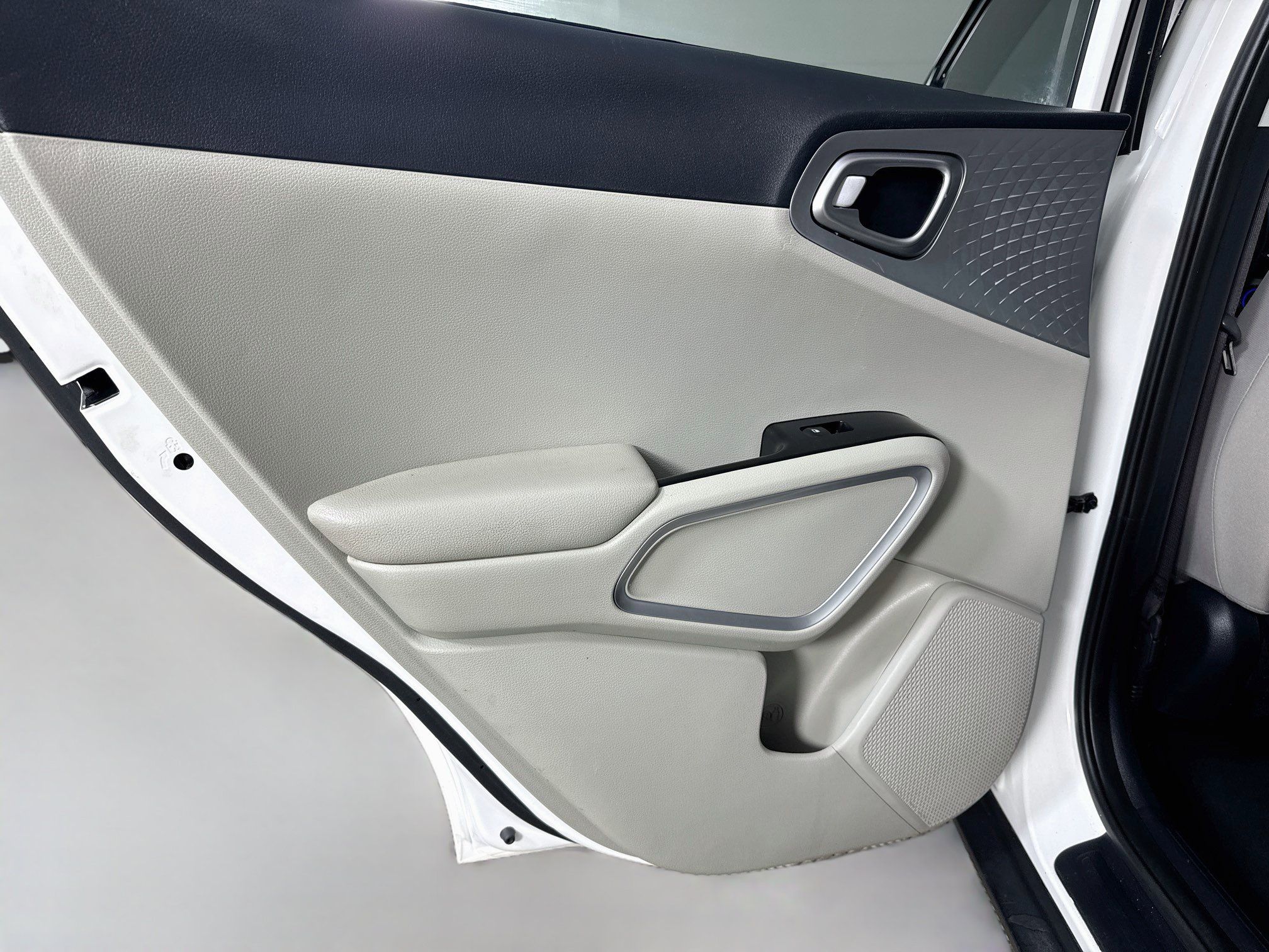 Used 2021 Kia Soul LX FWD image 26