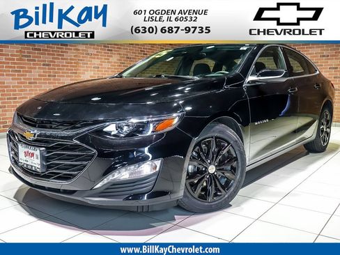 Used 2025 Chevrolet Malibu LT FWD image 1