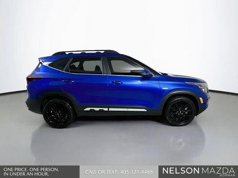 Used 2022 Kia Seltos Nightfall Edition AWD/4WD image 5