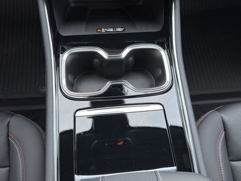 New 2026 Chevrolet Traverse RS w/ LPO, Floor Liner Package image 16