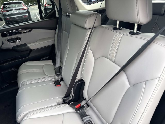 Certified 2025 Honda Pilot EX-L image 14