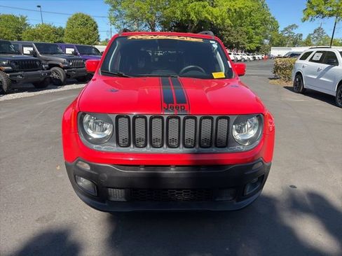 Used 2018 Jeep Renegade Altitude image 7