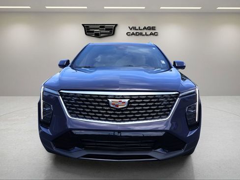 Certified 2024 Cadillac XT4 Premium Luxury image 8