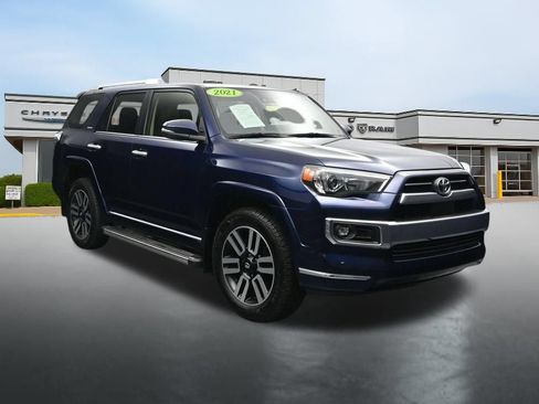 Used 2021 Toyota 4Runner Limited AWD/4WD image 7