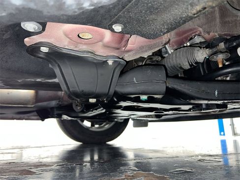 Used 2016 Kia Sedona LX image 34