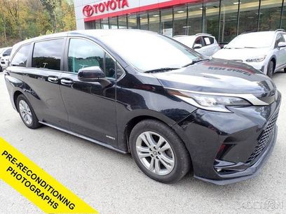 Certified 2021 Toyota Sienna XSE