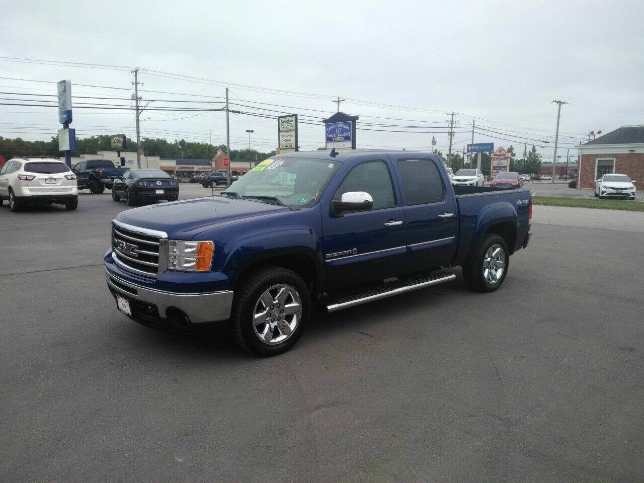 Used 2012 GMC Sierra 1500 SLT w/ Heritage Edition AWD/4WD image 12