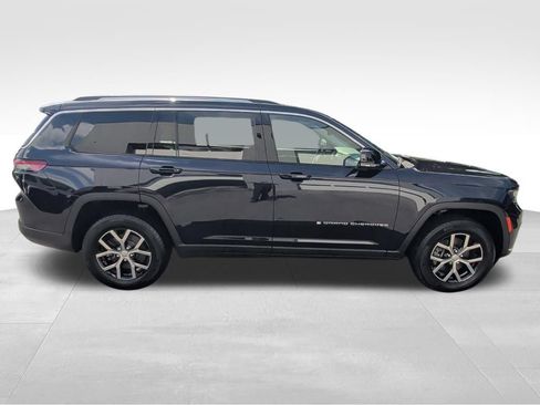Used 2024 Jeep Grand Cherokee L Limited AWD/4WD image 6