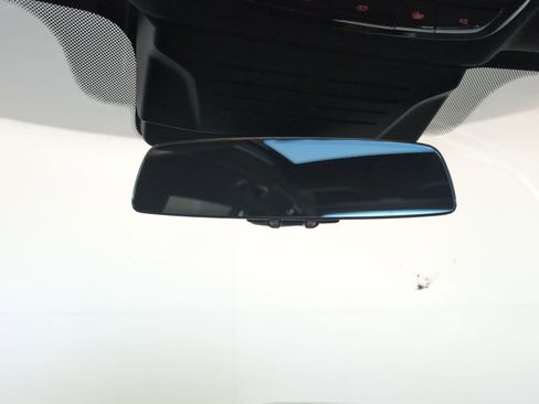 New 2026 BMW X7 xDrive40i w/ Executive Package image 17