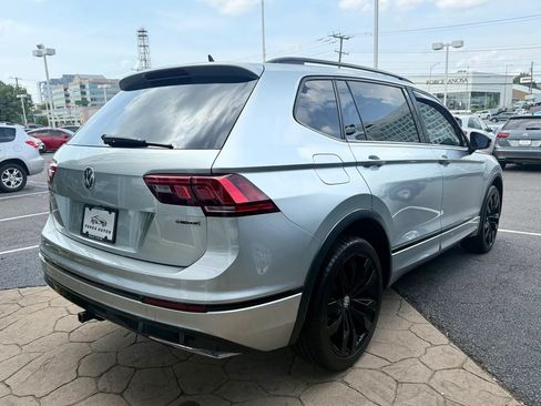 Used 2020 Volkswagen Tiguan SE R-Line AWD/4WD image 7