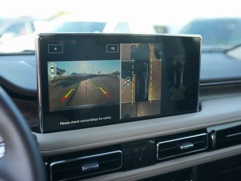 Used 2023 Lincoln Nautilus Reserve w/ Equipment Group 201A image 27