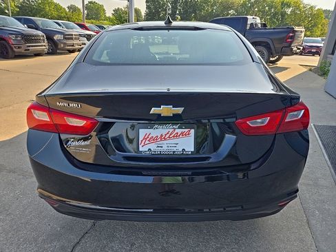 Used 2022 Chevrolet Malibu LS image 10