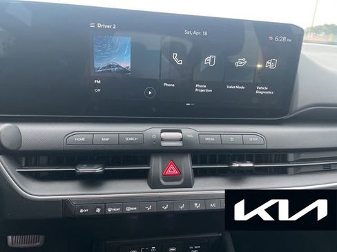 Certified 2025 Kia K4 FWD image 12