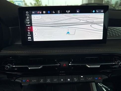 Used 2025 Alfa Romeo Tonale image 13