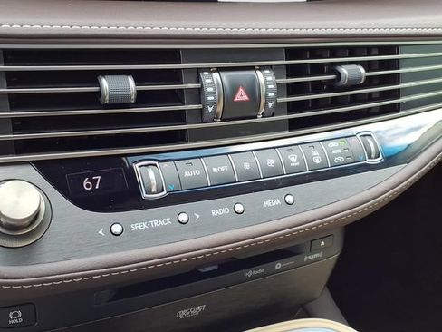 Used 2019 Lexus LS 500 AWD w/ Interior Upgrade Package image 12