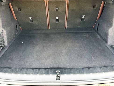 Used 2025 BMW X1 xDrive28i w/ Technology Package image 12