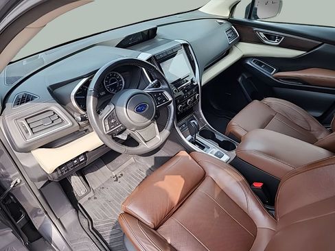Used 2019 Subaru Ascent Touring w/ Popular Package #3 AWD/4WD image 10