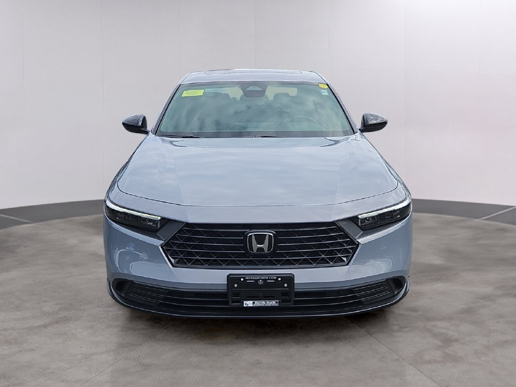 Used 2025 Honda Accord Sport image 2