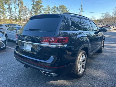 Used 2023 Volkswagen Atlas SE w/ Panoramic Sunroof Package image 5