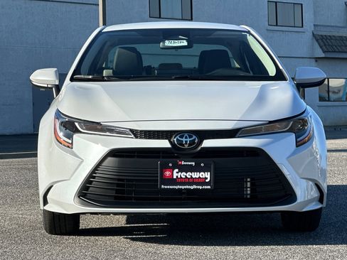 New 2026 Toyota Corolla LE image 9