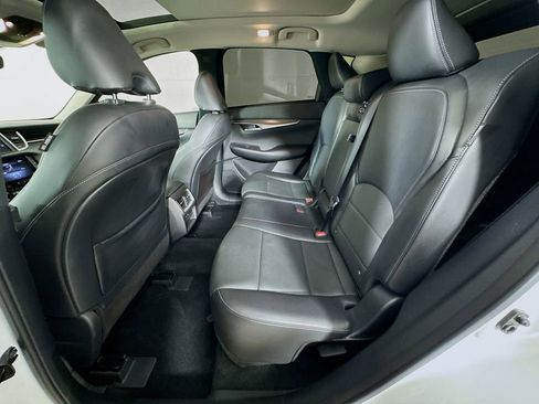 Certified 2023 INFINITI QX50 Luxe AWD/4WD image 30