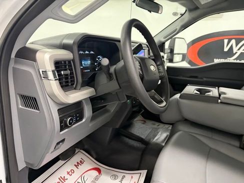 New 2026 Ford F250 XL w/ XL Chrome Package image 11