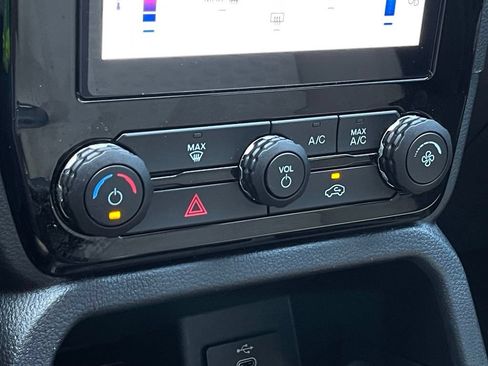 Used 2024 Ford Ranger XLT w/ Trailer Tow Package AWD/4WD image 19