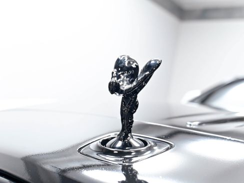 Used 2017 Rolls-Royce Dawn RWD image 52